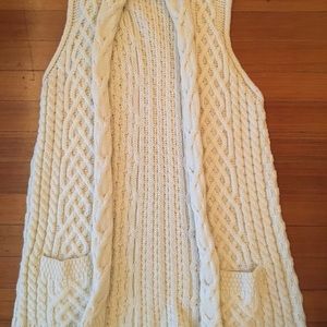 Carraig Donn Irish sweater, size S